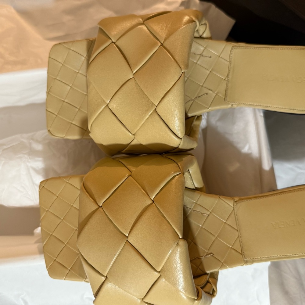 Bottega Veneta Tan Lido Flat Sandal